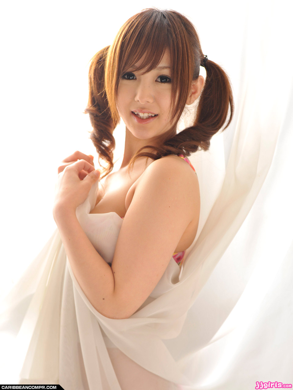 愛里未來第26張寫真