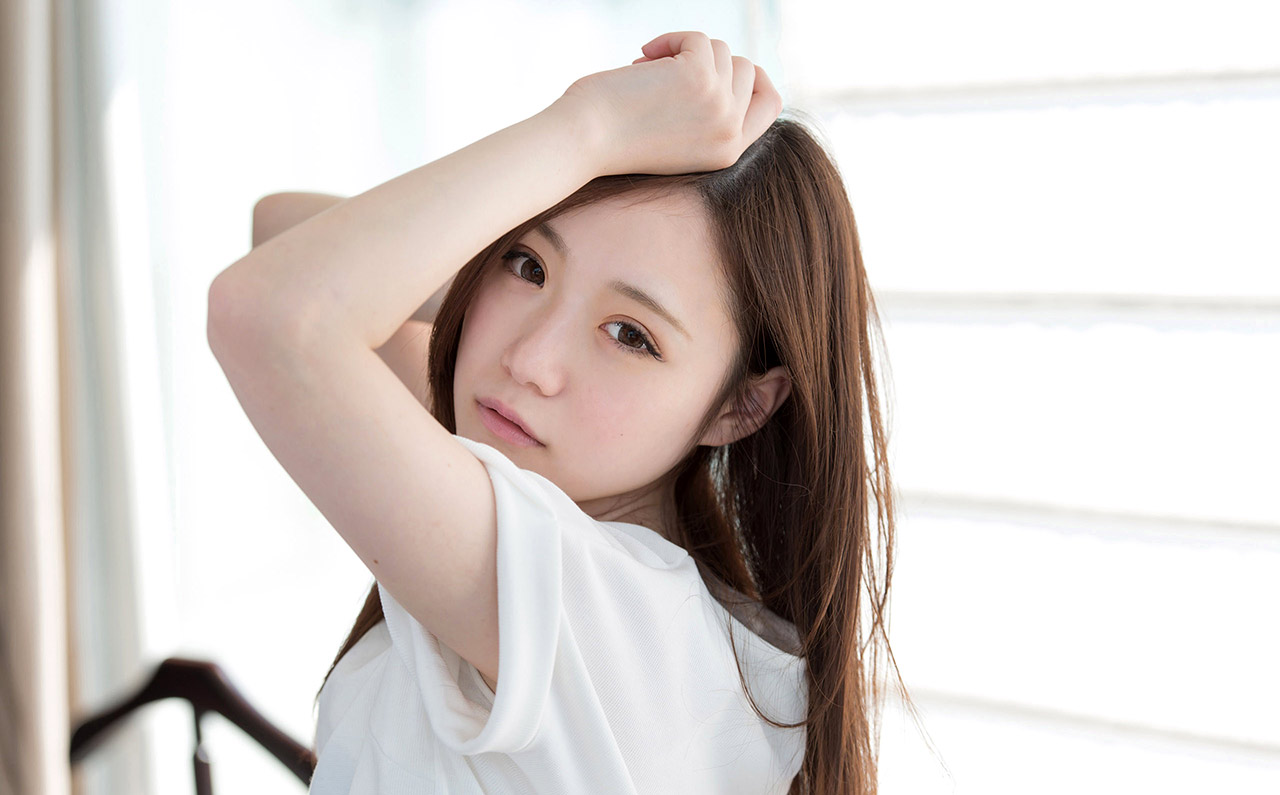 濑奈真绪第313張寫真