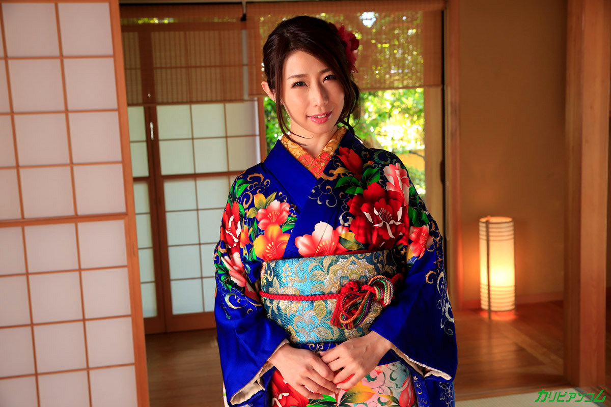 篠田步美第153張寫真