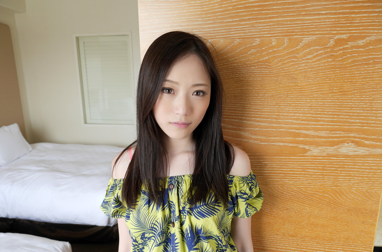 濑奈真绪第65張寫真