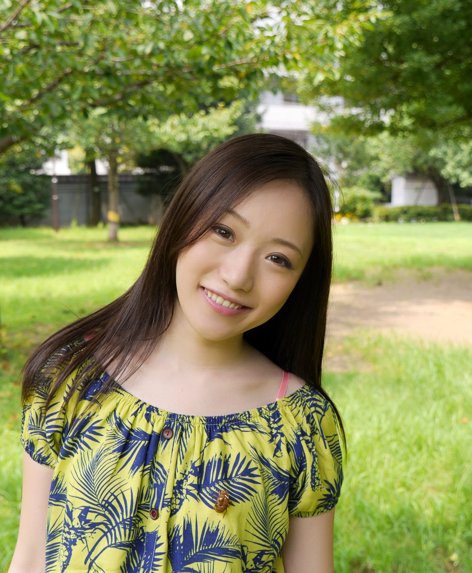 濑奈真绪第22張寫真