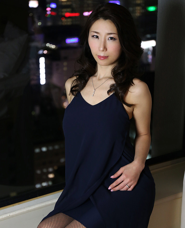 篠田步美第4張寫真