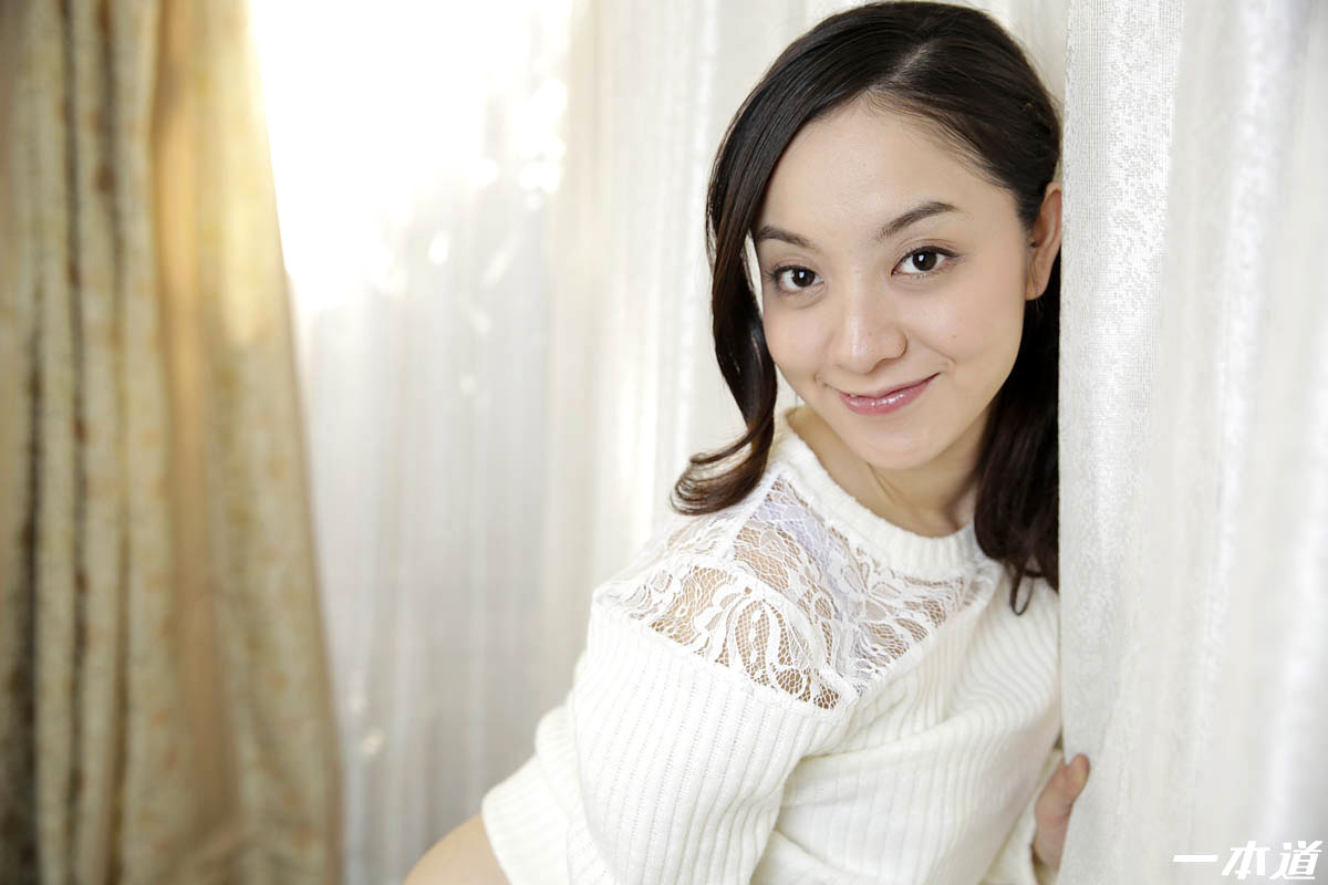 三橋杏奈第13張寫真