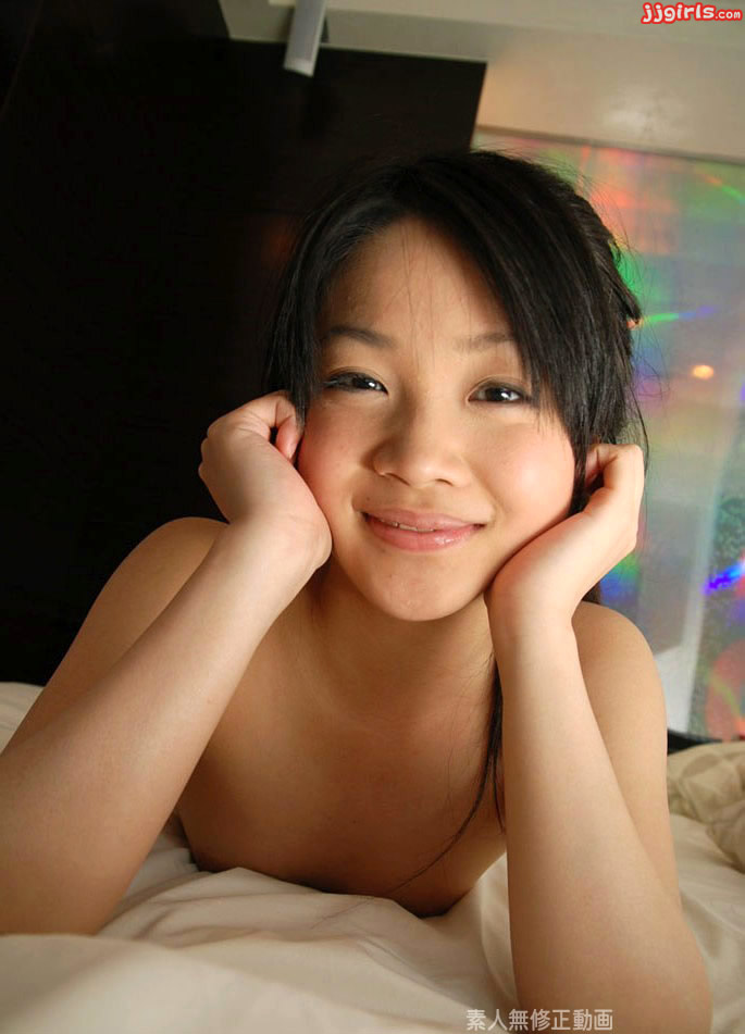 新城里美第9張寫真