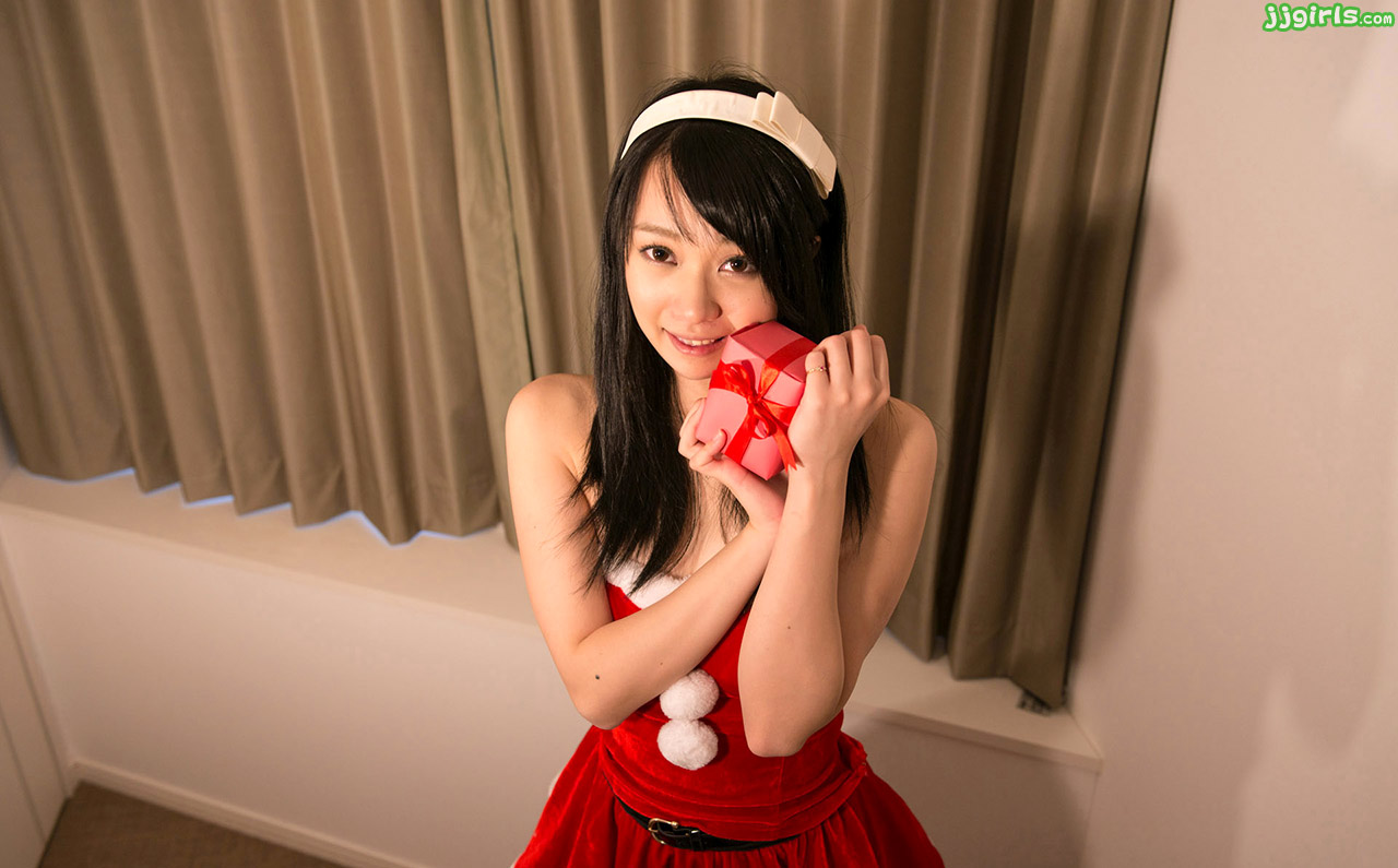 爱内希第150張寫真