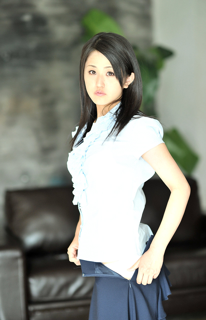 若菜亜衣第159張寫真