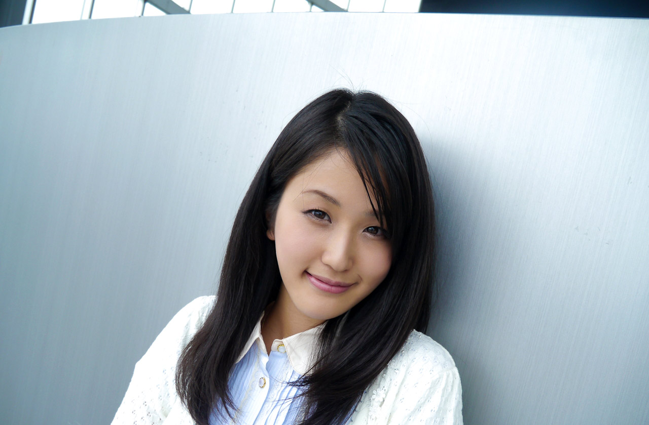 若菜亜衣第19張寫真