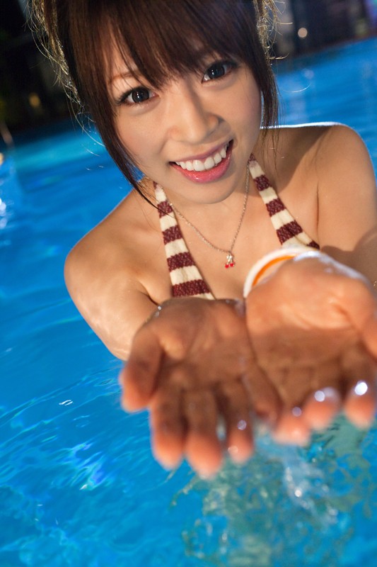 STAR-262 AV DEBUT 那位國民偶像的妹妹 中西真理香的劇照15
