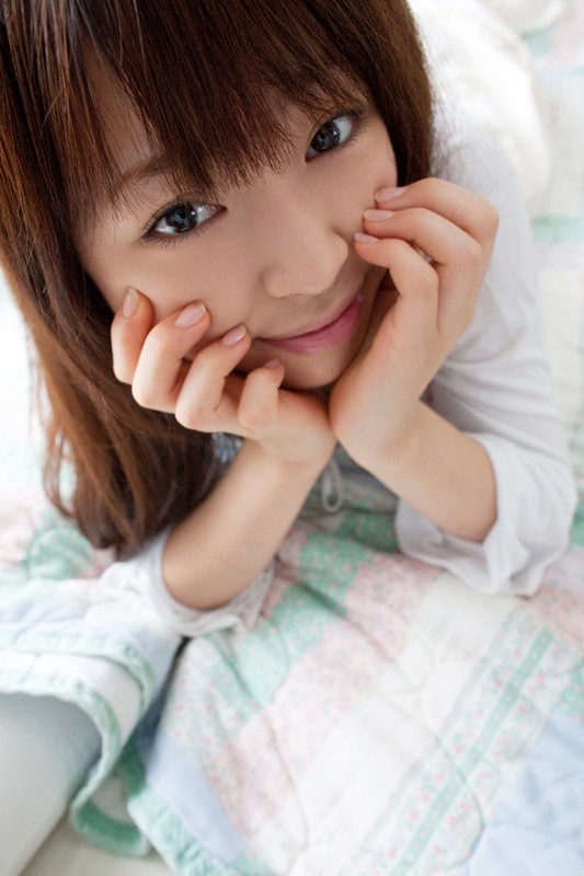 STAR-262 AV DEBUT 那位國民偶像的妹妹 中西真理香的劇照14