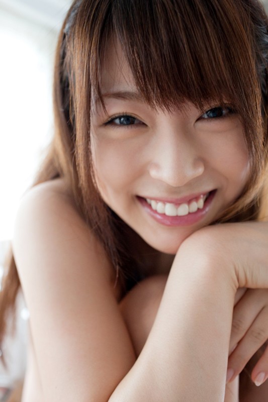 STAR-262 AV DEBUT 那位國民偶像的妹妹 中西真理香的劇照13