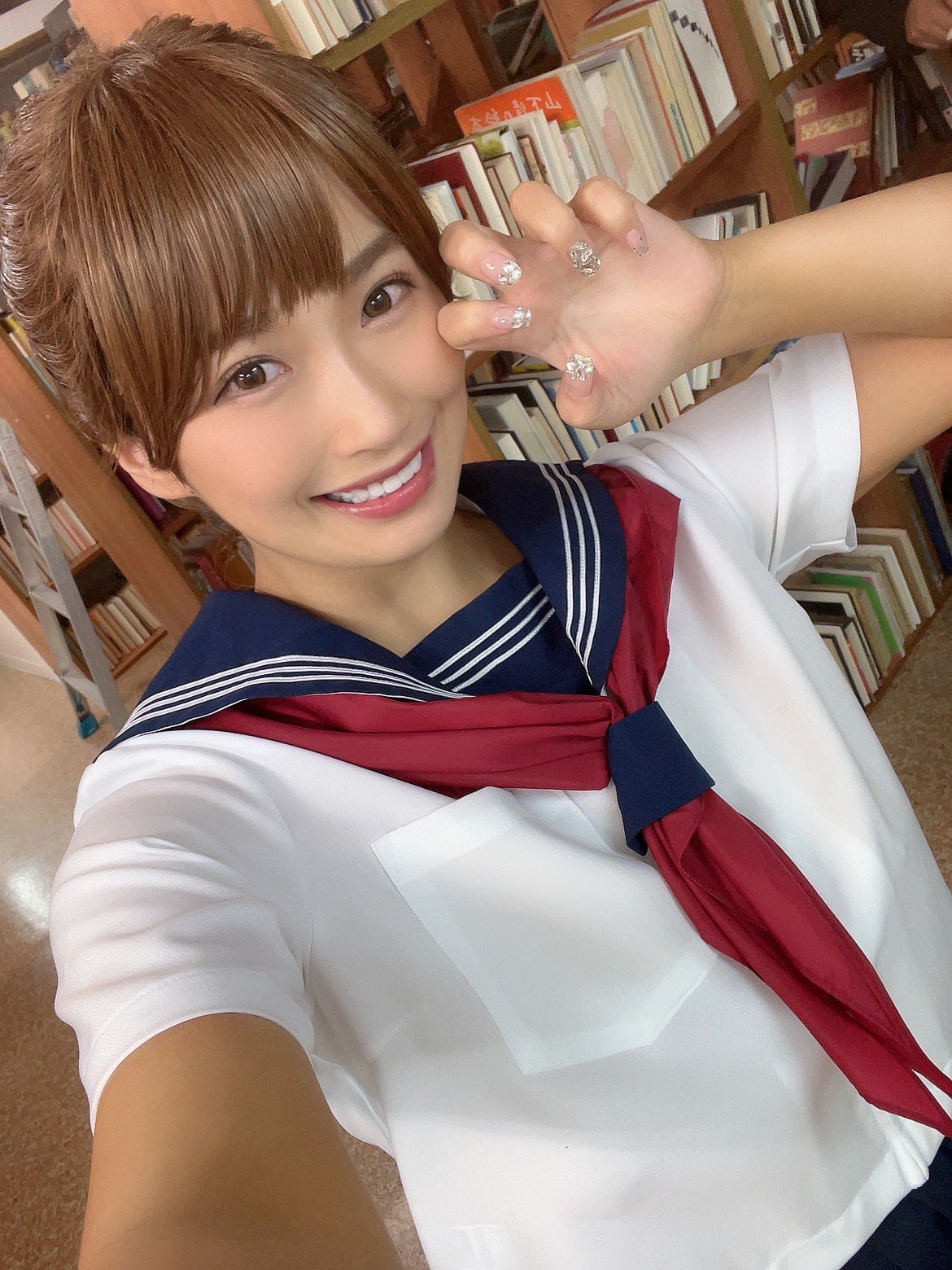 美園和花第48張寫真