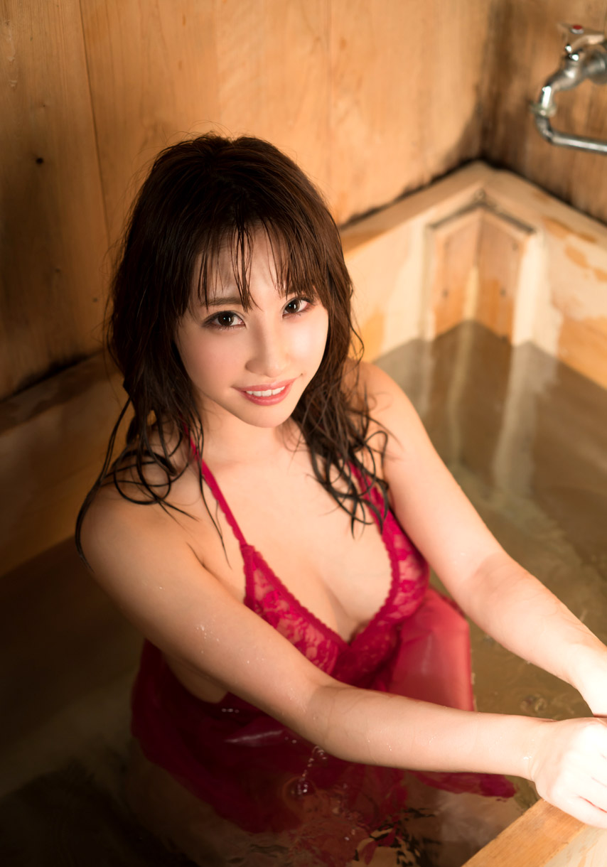 彩美旬果第915張寫真
