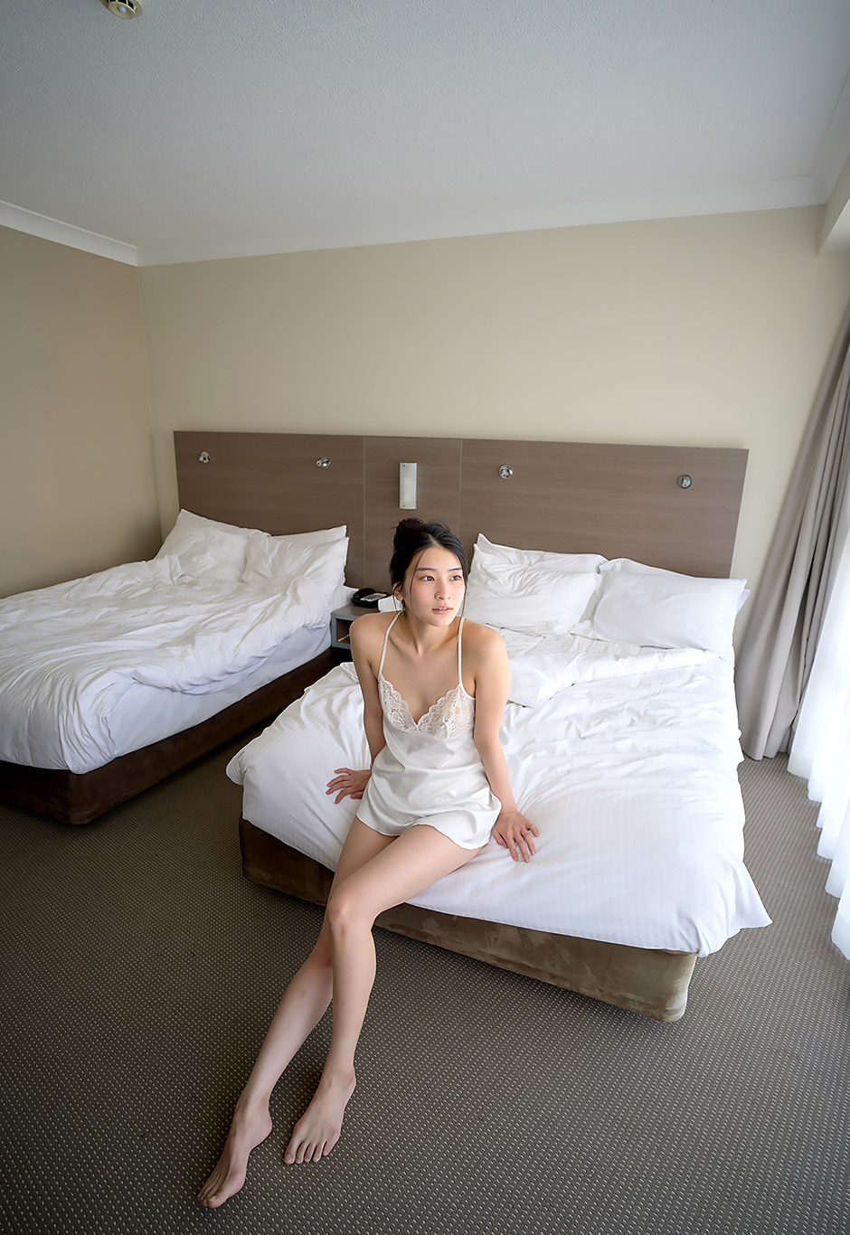 本庄鈴第683張寫真