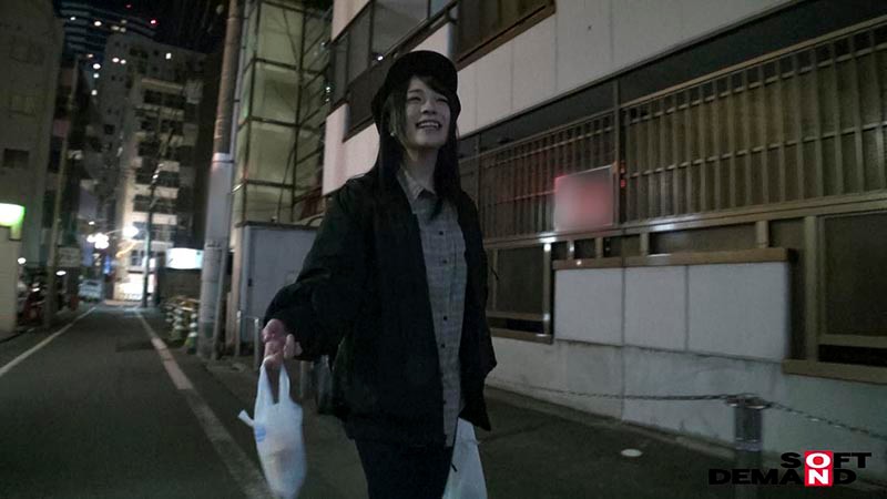 STKO-013 SOD Bar Document Tipsy Kikatan Pickup Pickup Riona Minami 箱的劇照13