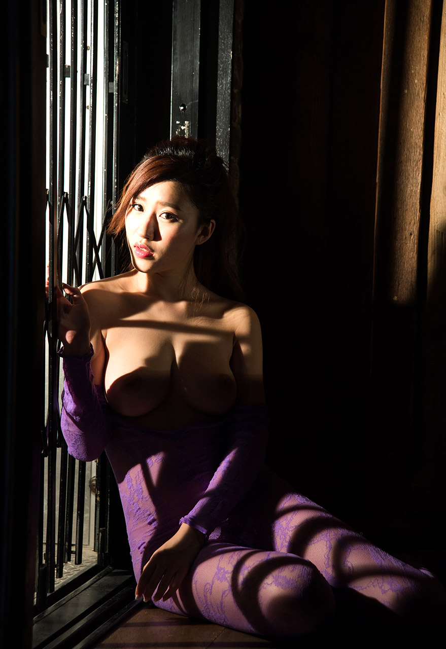 美竹鈴第97張寫真