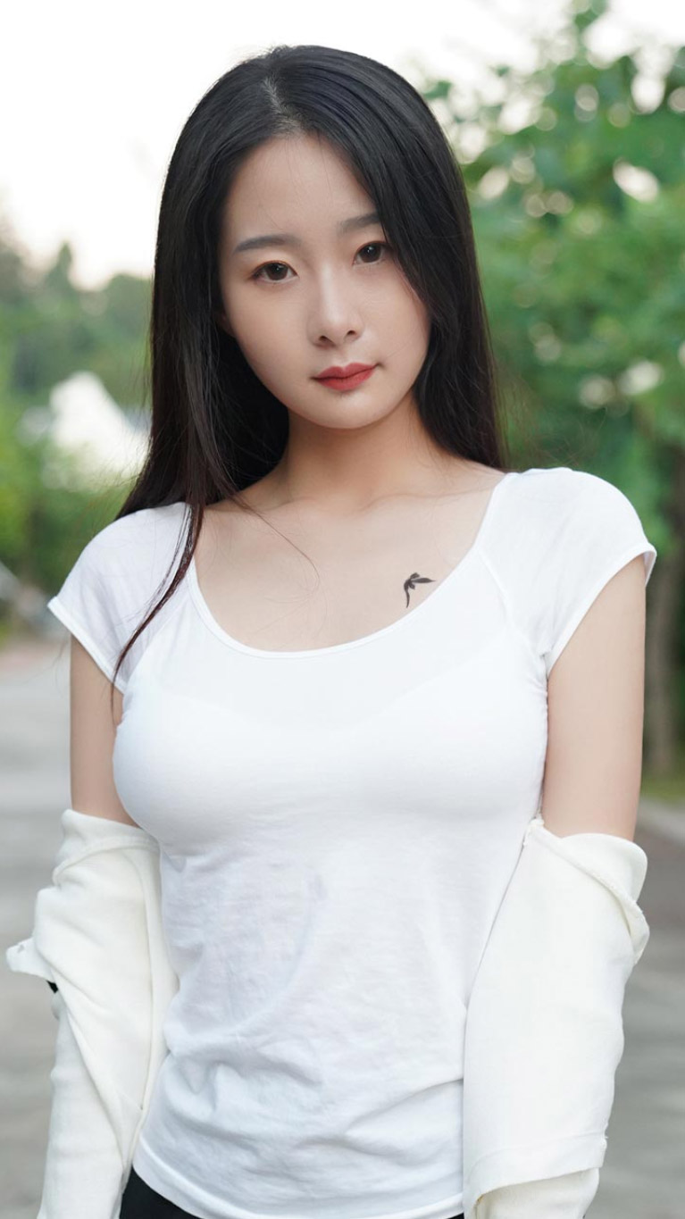 郭童童第10張寫真