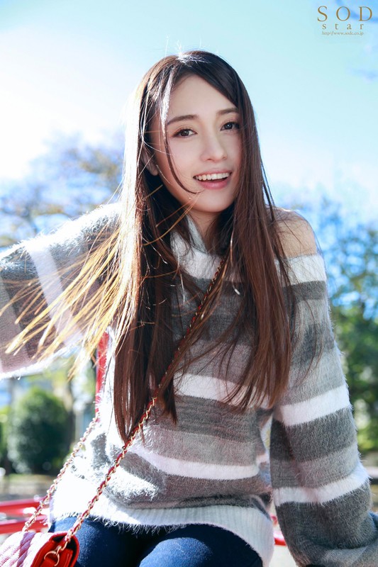 STARS-036 主動跨坐上來扭腰玩騎乘位 混血美少女性慾暴走 ~ 雾岛里绪菜的劇照11
