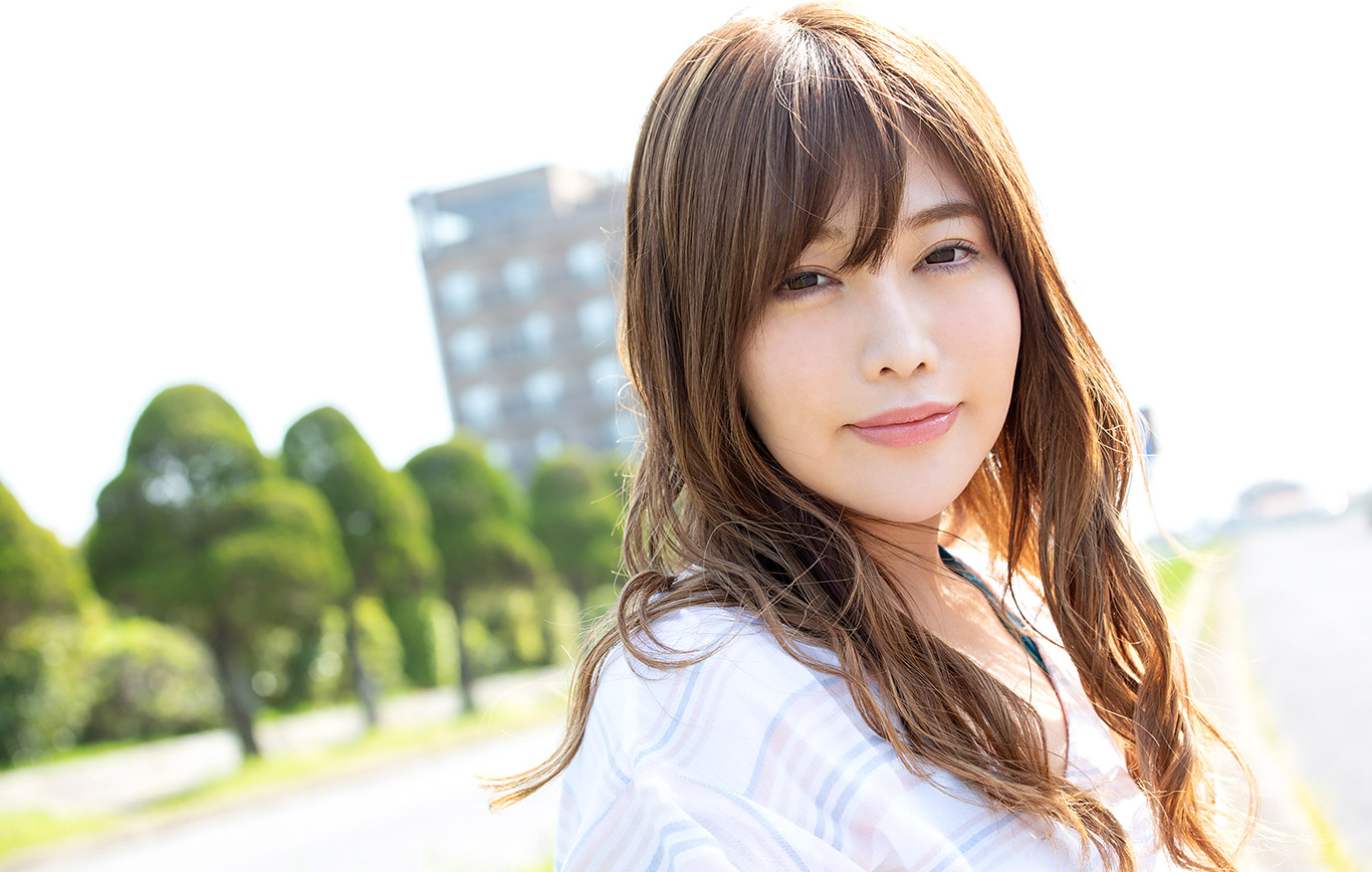 益坂美亜第8張寫真