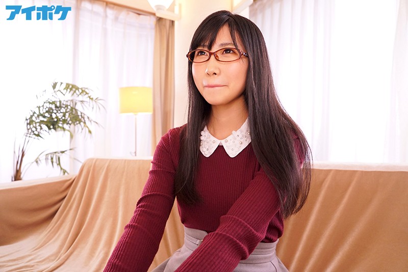 IPX-288 超名門大学文学部的文藝女孩在一個派對上第一次做愛后 成爲一年約炮40次的究極欲女的劇照1