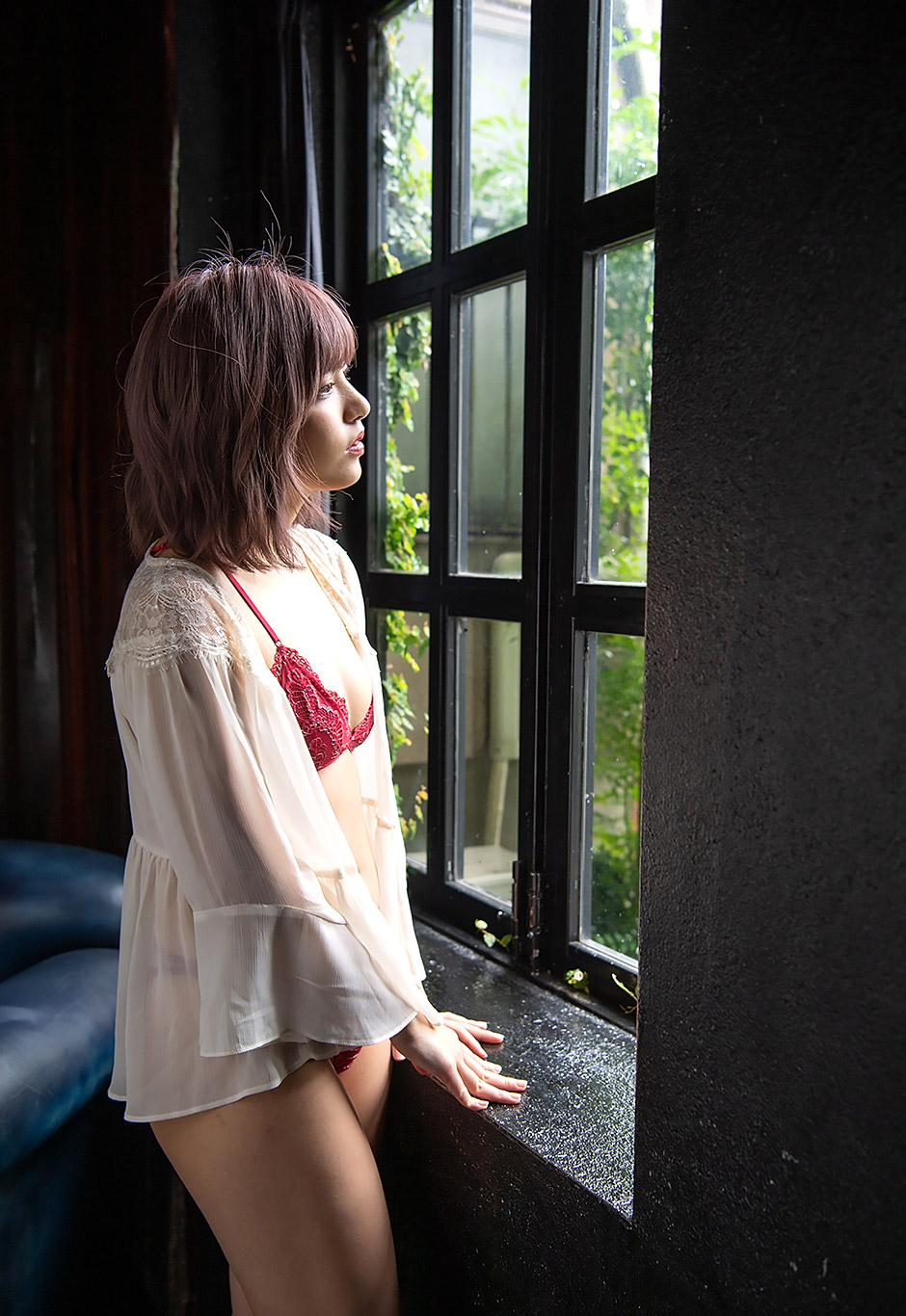 根尾朱里第100張寫真