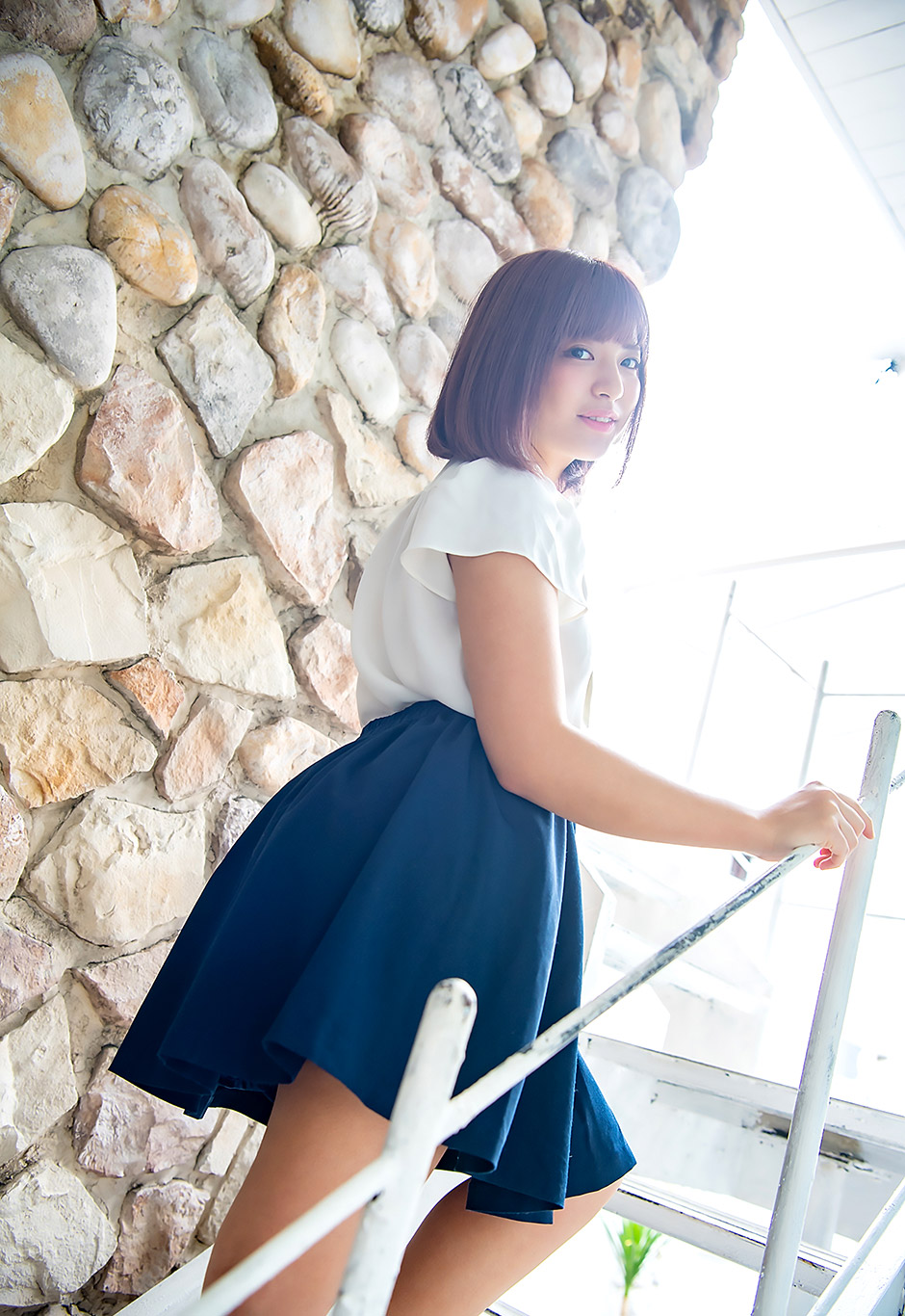 根尾朱里第75張寫真