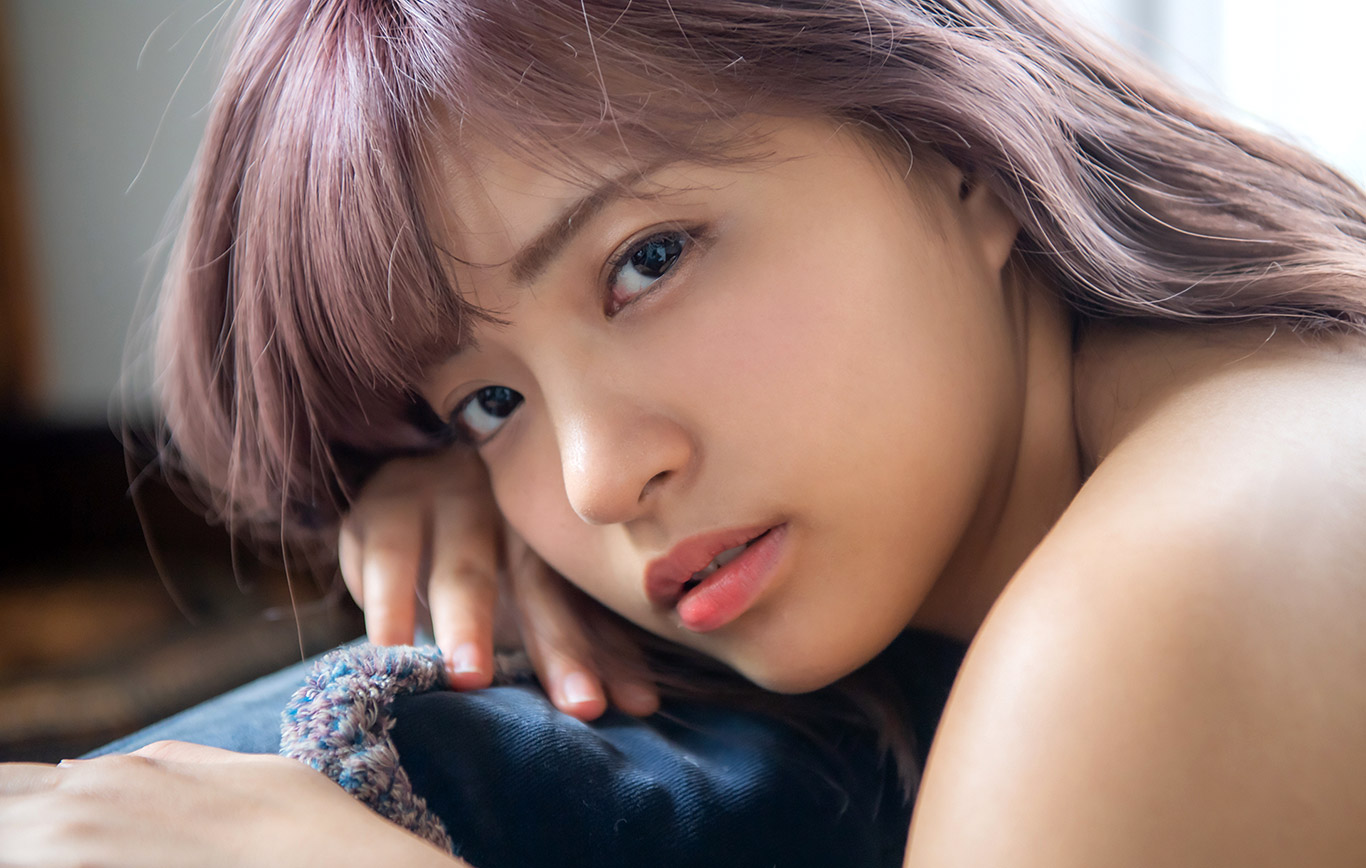 根尾朱里第79張寫真