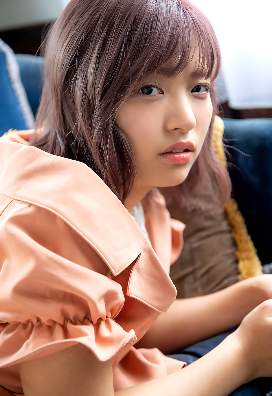 根尾朱里第5張寫真