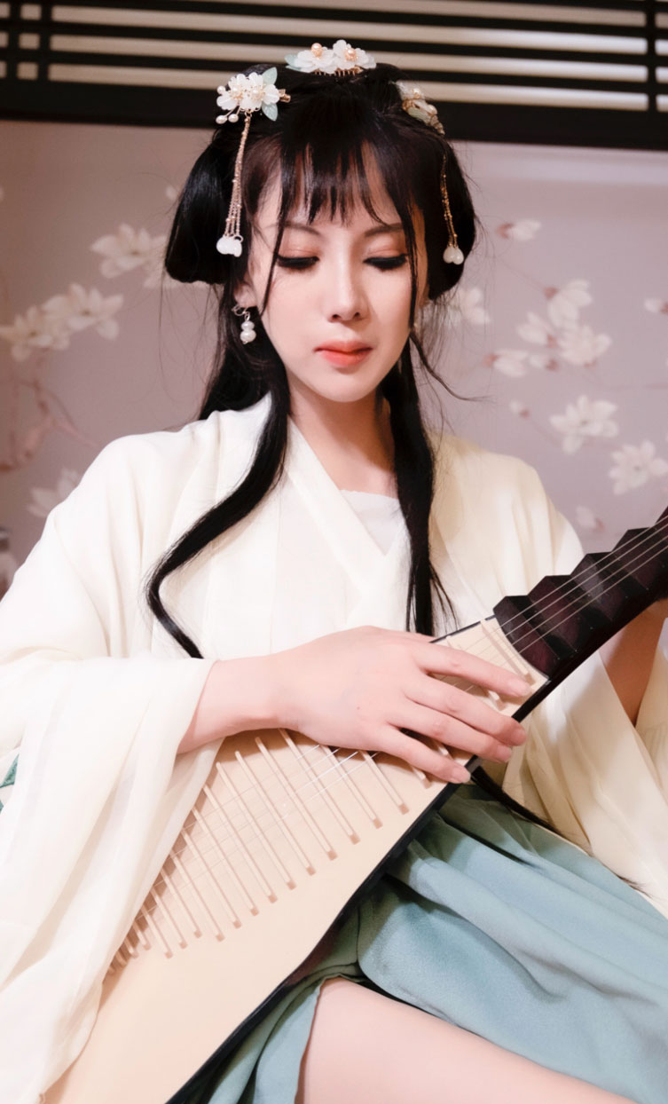 白若冰封面照片寫真