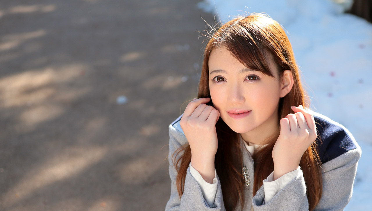 山岸詩織第2張寫真