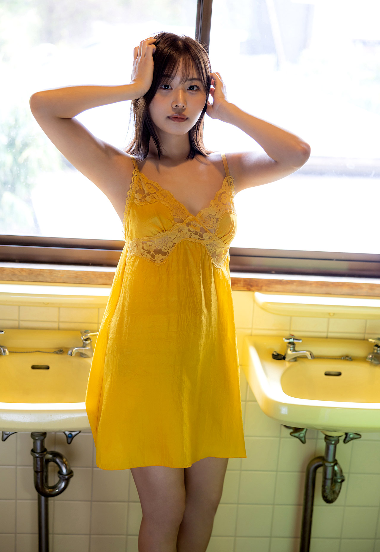 本郷愛第15張寫真