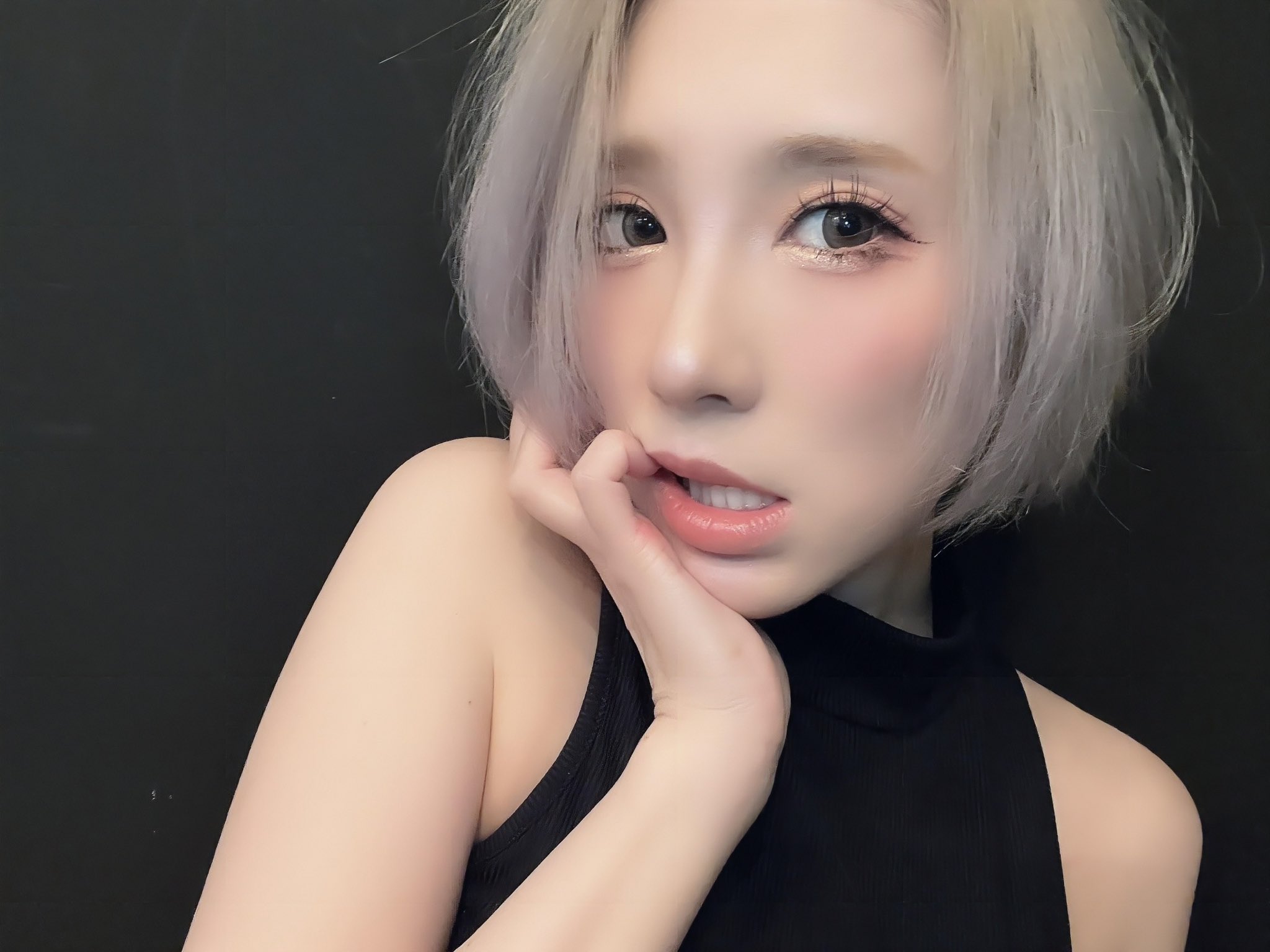 聖妃羽里第25張寫真