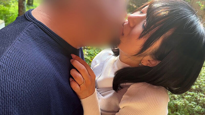MILK-183 和極品人妻的溫泉通姦之旅的劇照8