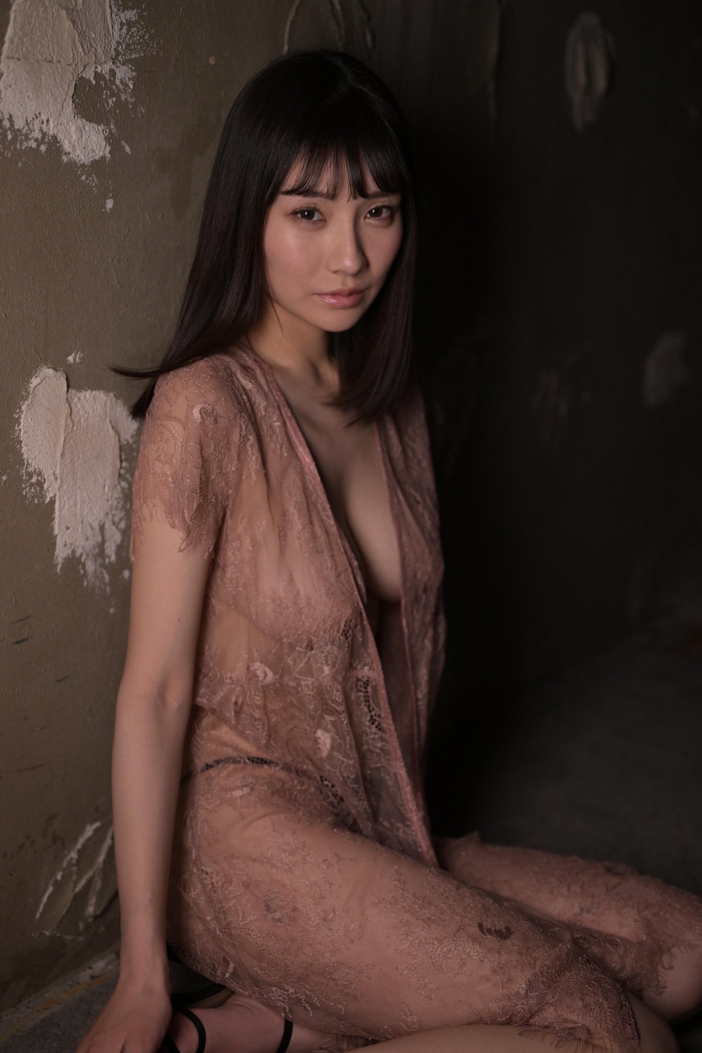 山手梨愛第2張寫真