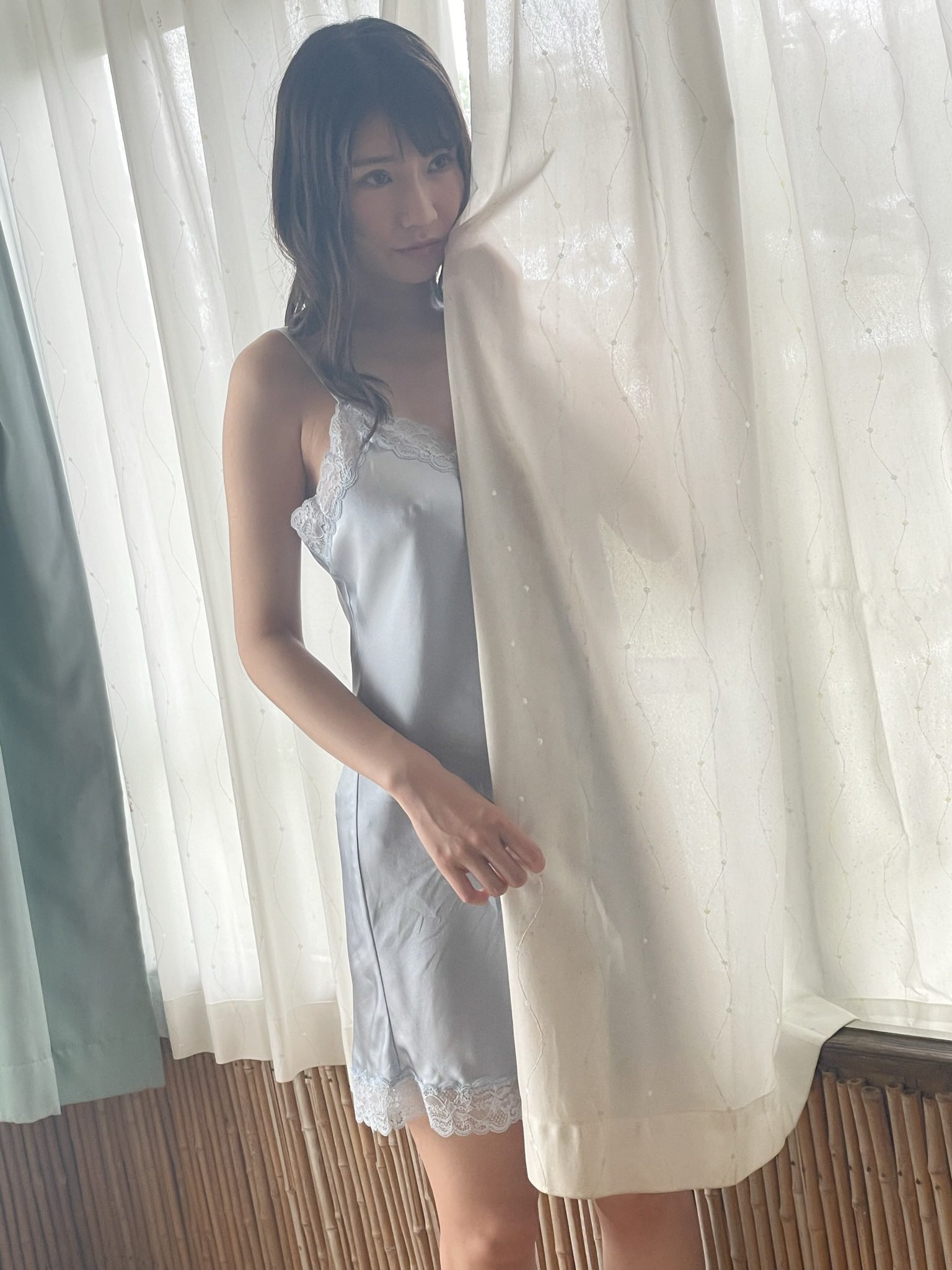 山手梨愛第19張寫真