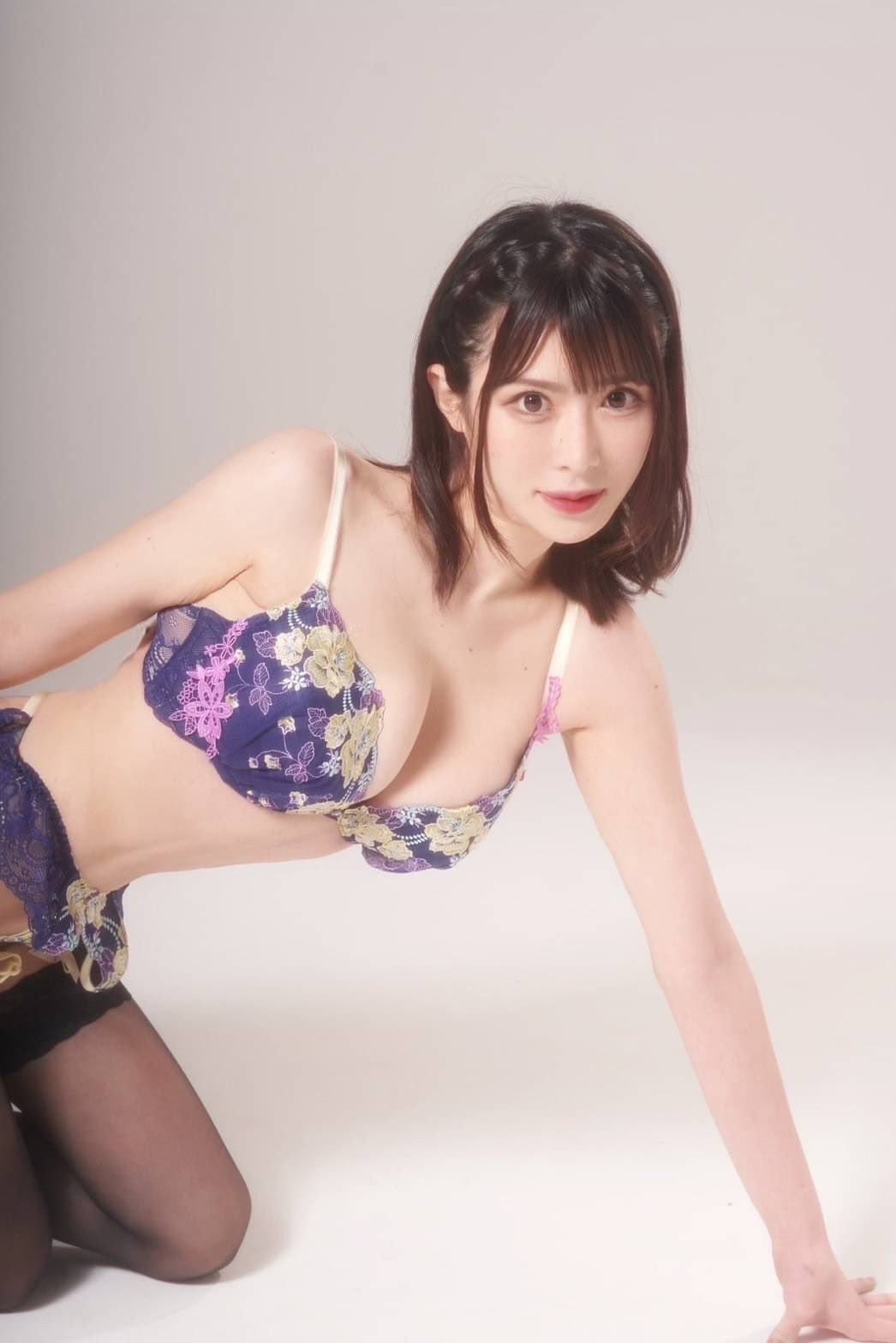 辻井穗乃果第12張寫真