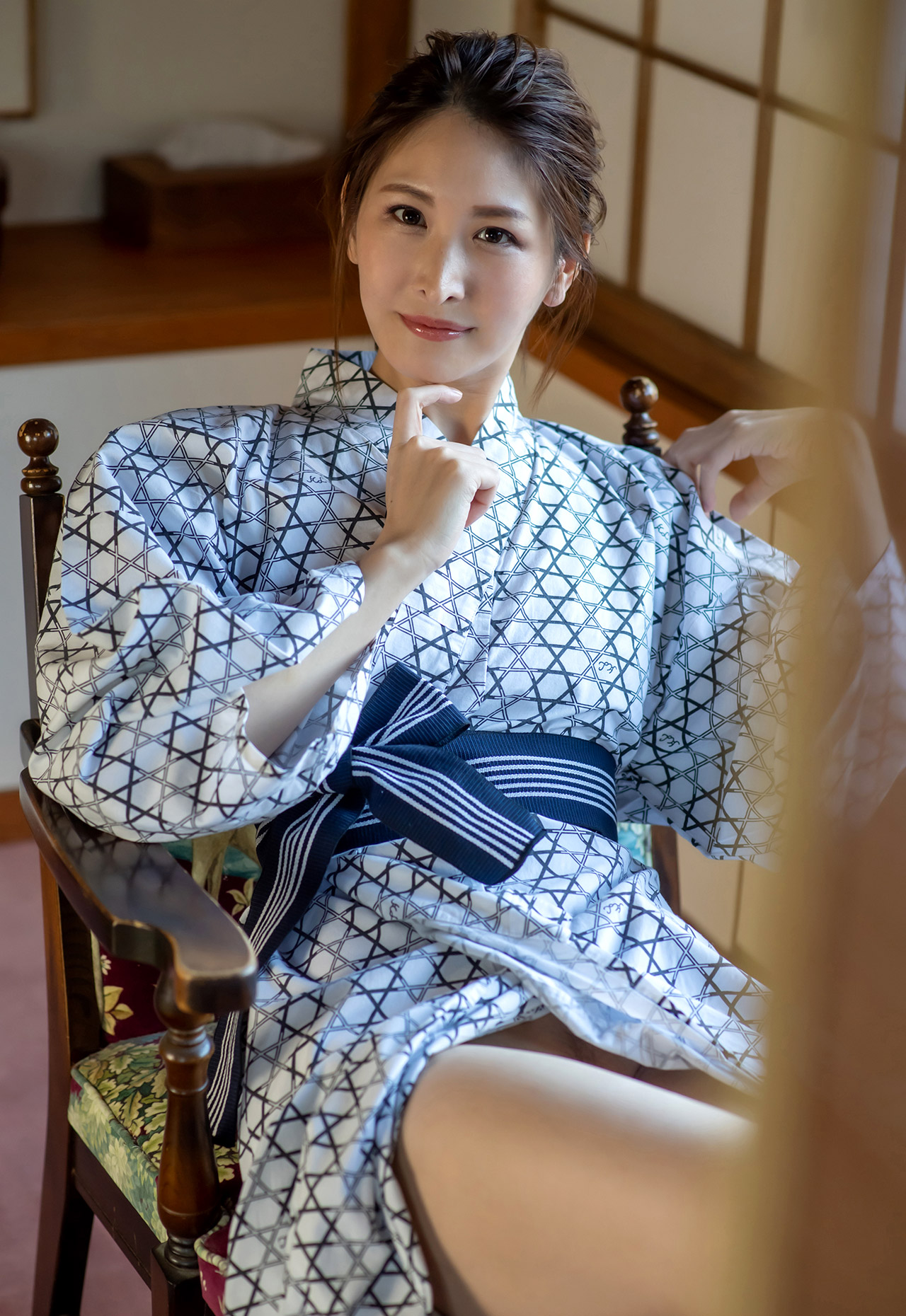 神彩美舞第136張寫真