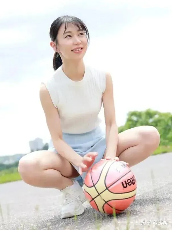 五芭第28張寫真