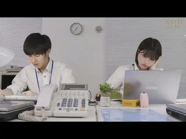 STARS-933 社畜OL釋放日常壓力的方式就是公司被內射到死的劇照9
