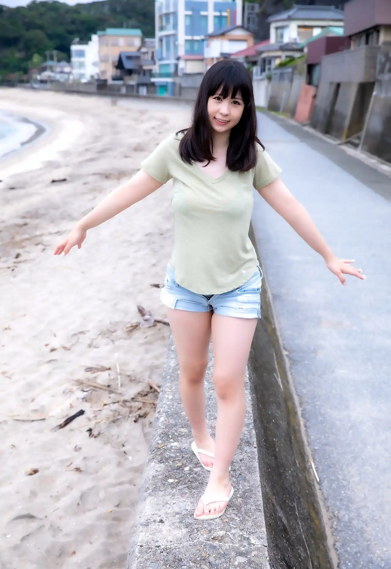 希咲愛莉絲第37張寫真