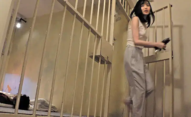 REXD-490 美人記者採訪老人院慘被迷倒輪姦 ~  本田もも 的劇照4