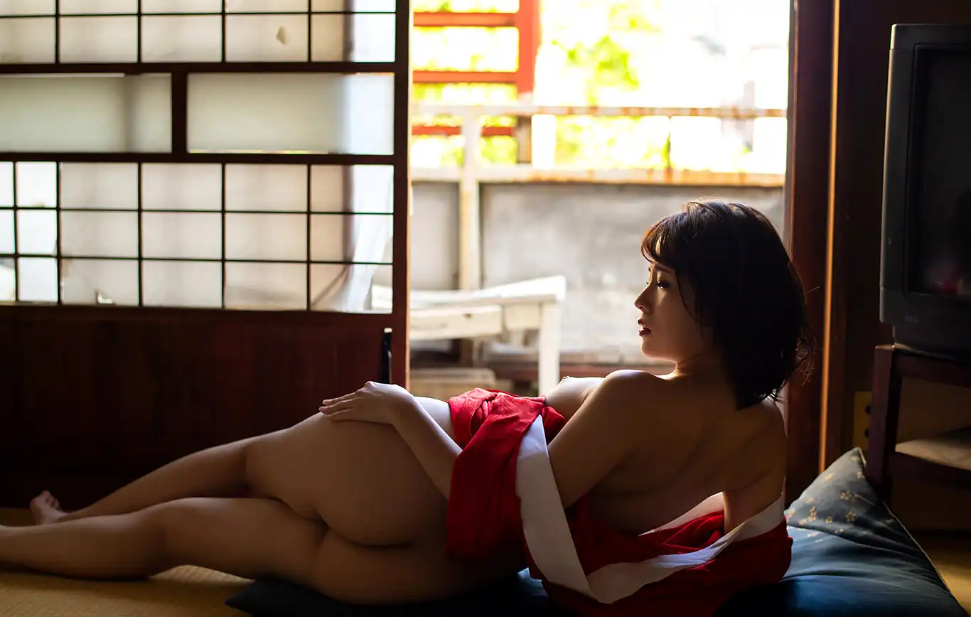 伊藤舞雪第327張寫真