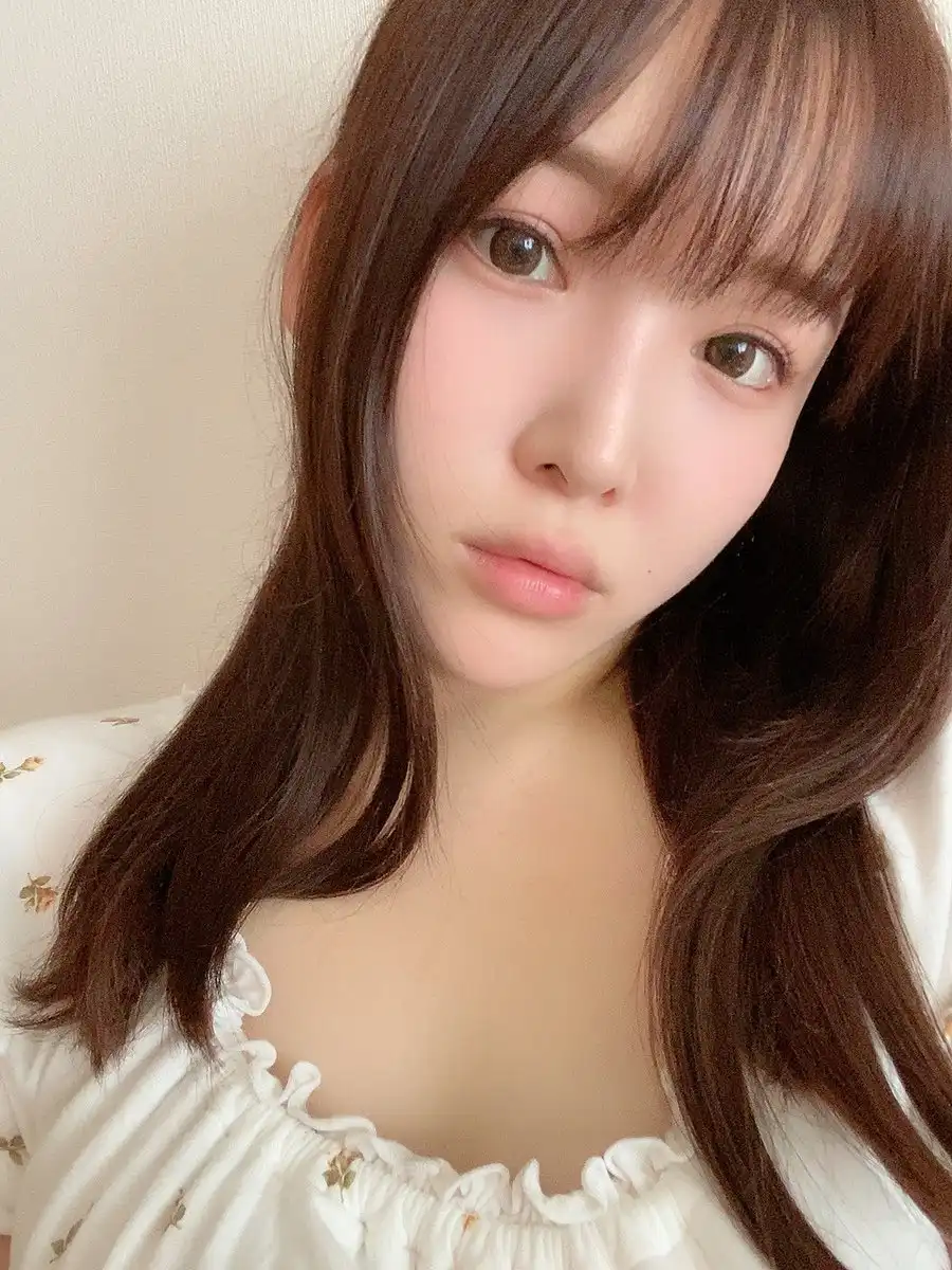 美波汐里第28張寫真
