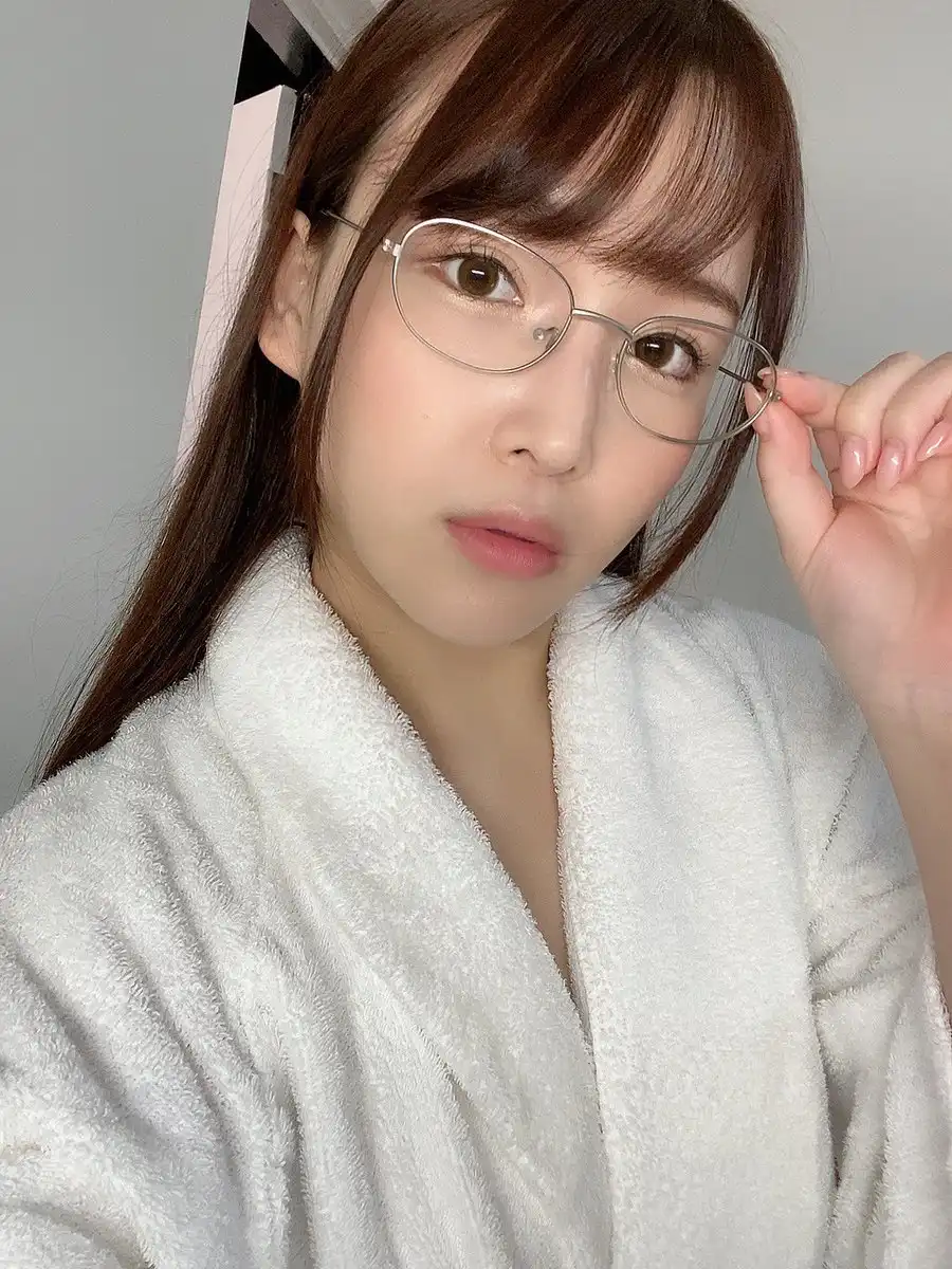 美波汐里第7張寫真