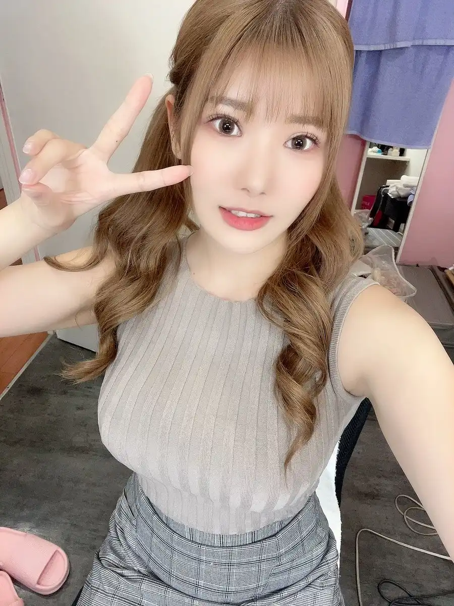 堀北実来第62張寫真