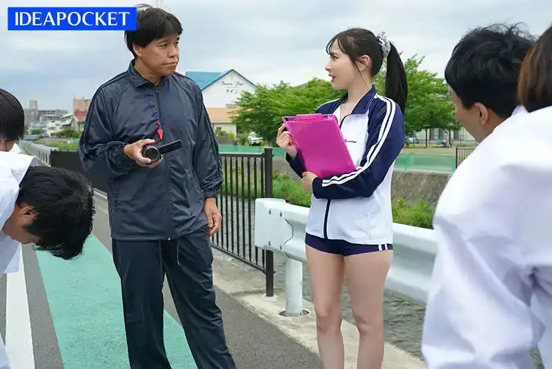 IPZZ-137 盛夏輪姦訓練營~我是柔道社新任顧問，在訓練的溫泉旅館裡被學生輪姦，被變成了公用的性玩具的劇照13