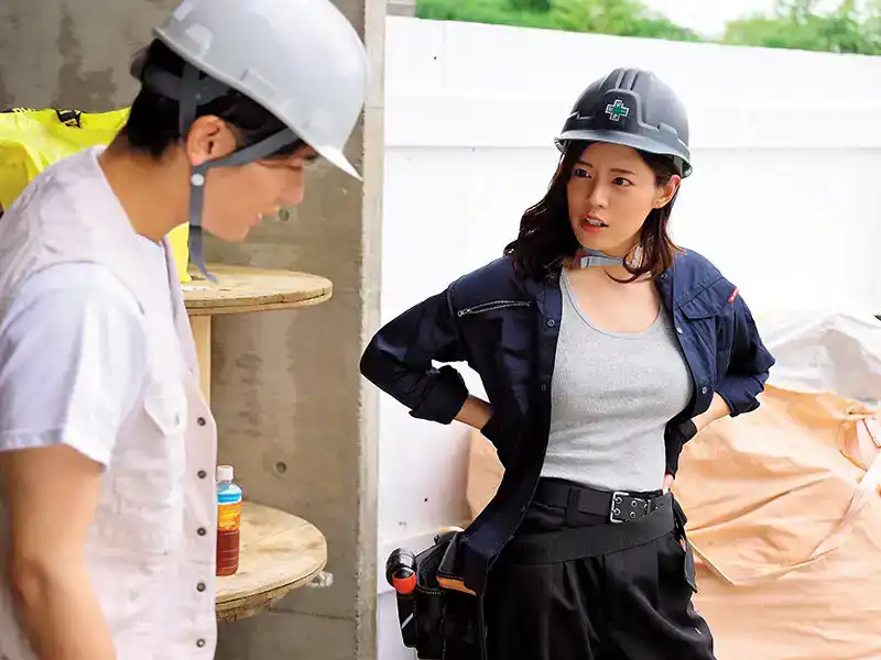 DVAJ-633 突如其來的大雨，和女上司一起回家...在車內一邊取暖一邊做愛的劇照20