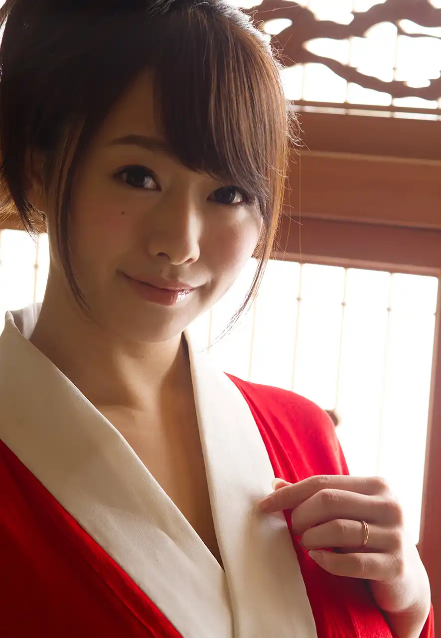 白石茉莉奈第7張寫真