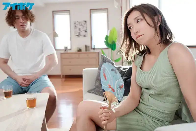 IPX-883 懶人繼姊無自覺丁字褲臀部讓人受不了夏日暴走背後位抽插！ 加美杏奈 的劇照12