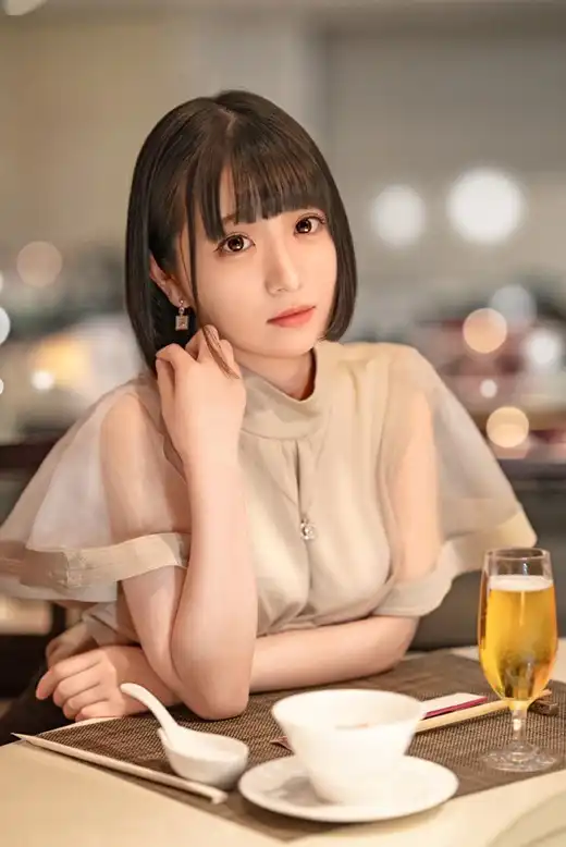 小島美子