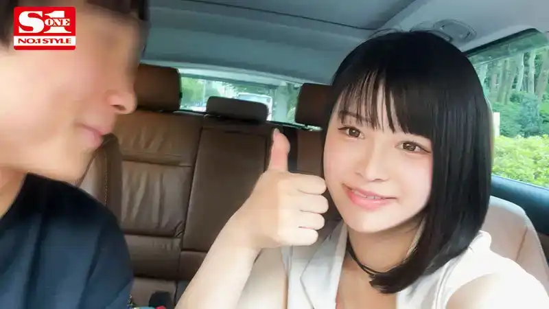 SONE-044 「好興奮不管了，我們就在這裡做」在公園、在商店、或在車上！？東京街頭操逼的劇照11